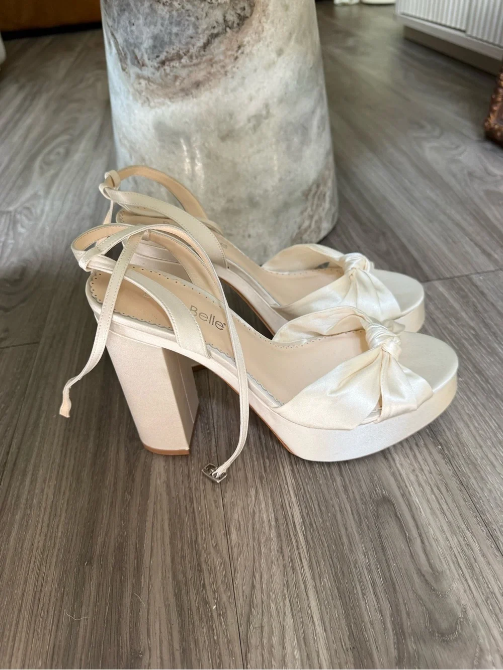 Bella Belle Serafina Ivory Silk Bow Platform Block Heels Bridal Wedding 8.5